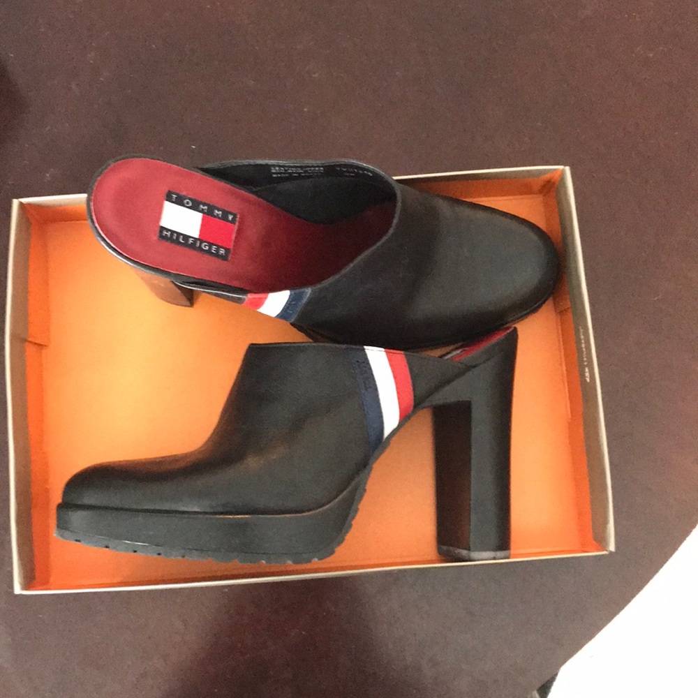 Tommy Hilfiger Slip on Leather Heels